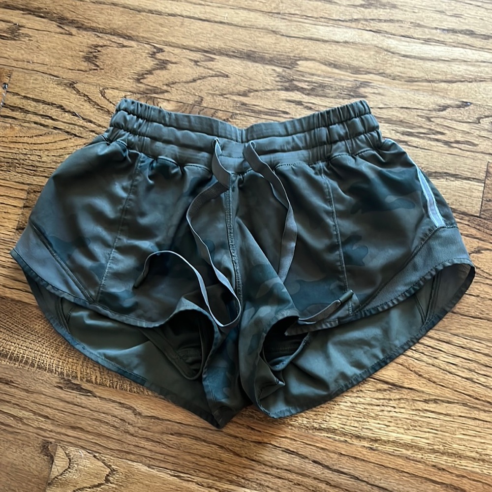 RARE camo hotty hot shorts